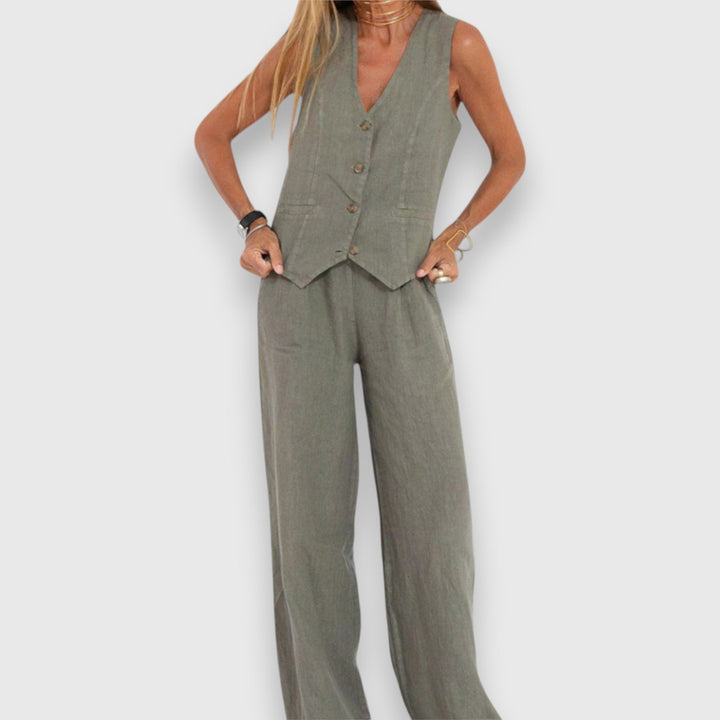 Two-Piece Set for Summer Lightness