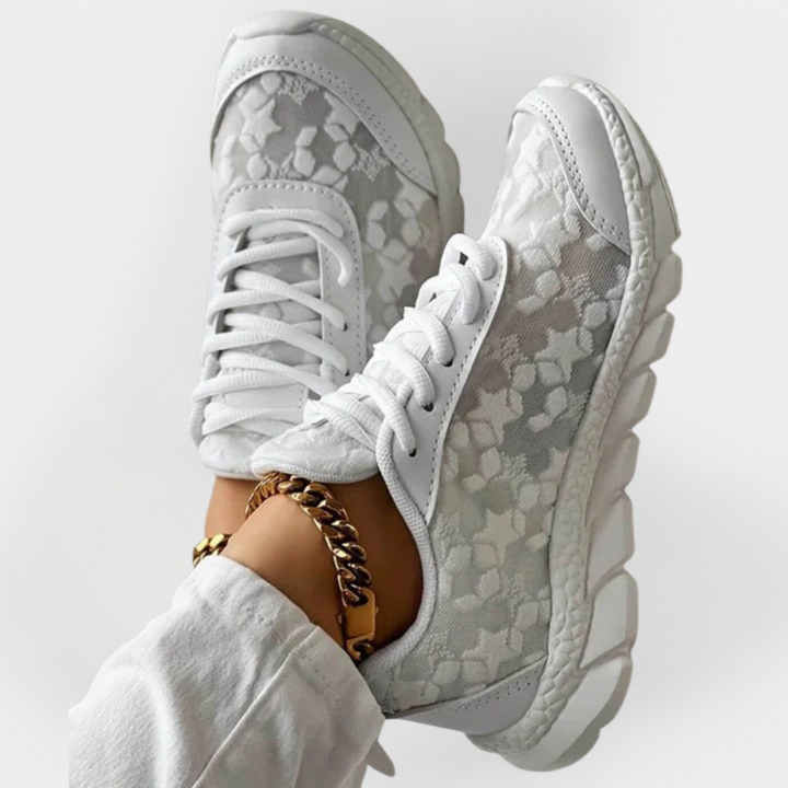 Breathable orthopedic shoes