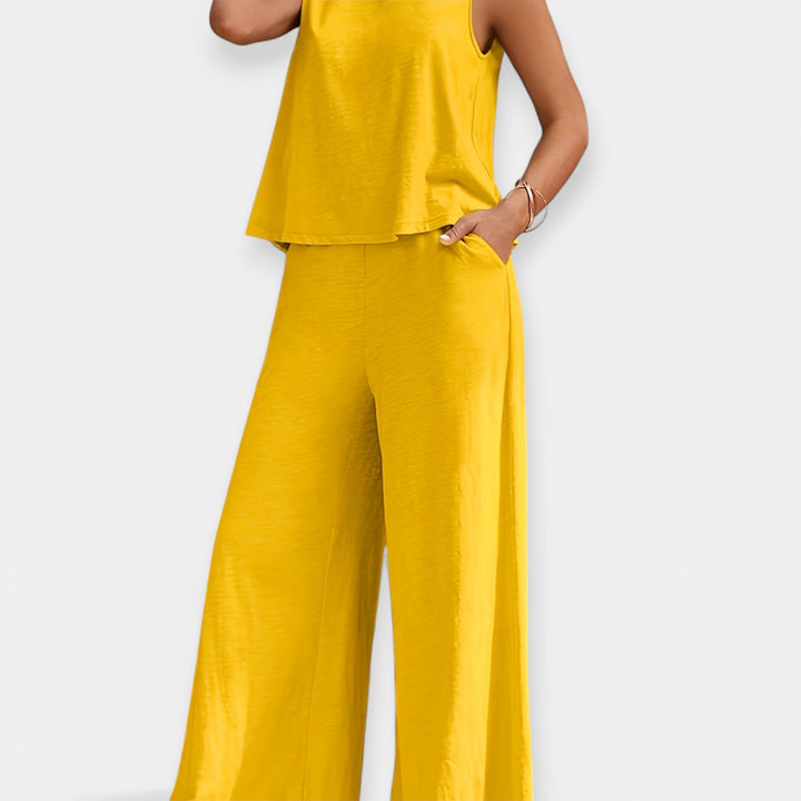 Set of Sleeveless Top and Wide Pants