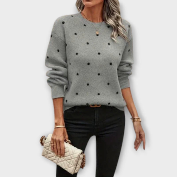 Ava – relaxed long-sleeved knitted jumper with polka dot design