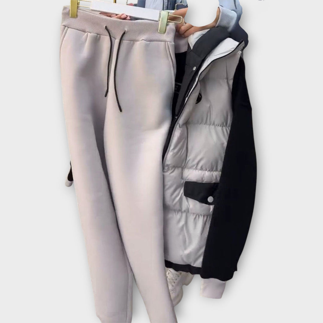 Cozy 3-Piece Winter Set – Turtleneck, Vest & Pants