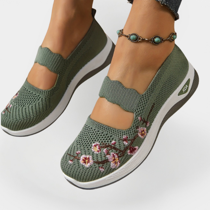 Orthopedic Shoes with Flower Embroidery
