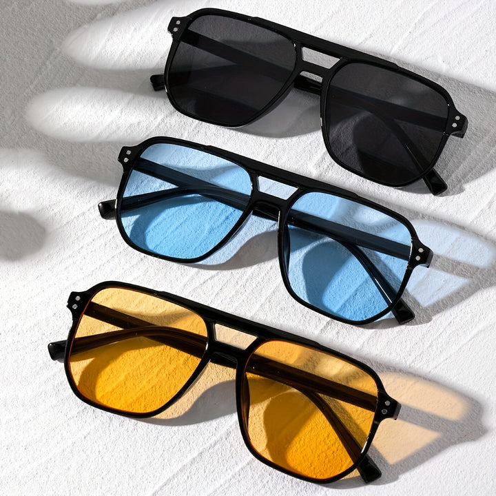 Square Glasses with Rivet