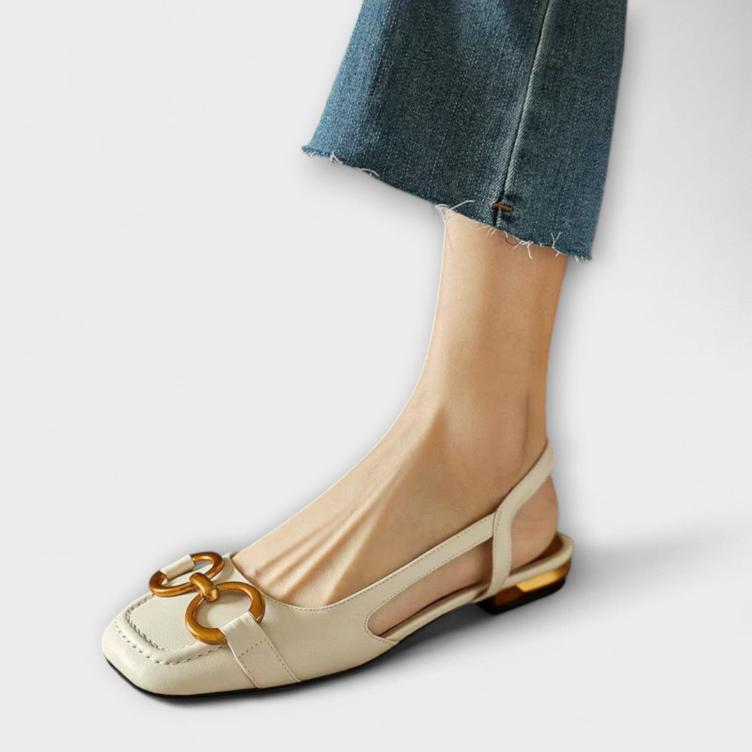 Sandal with Buckle Clasp