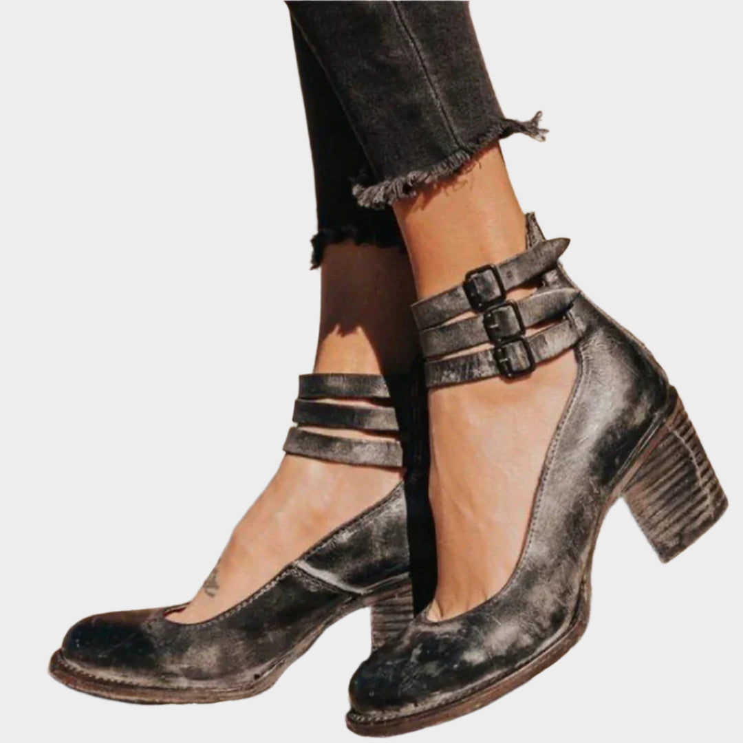 Leather Shoes with Thick Heels and Straps