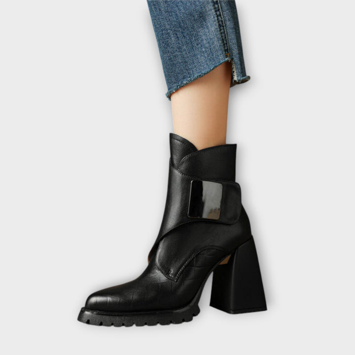 Classy Chunky-Heel Leather Ankle Boots
