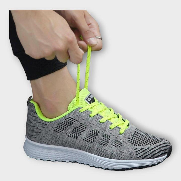 Knitted Sports Shoes with Non-Slip Sole