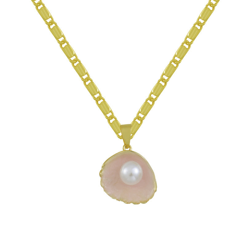 Shell Design Necklace