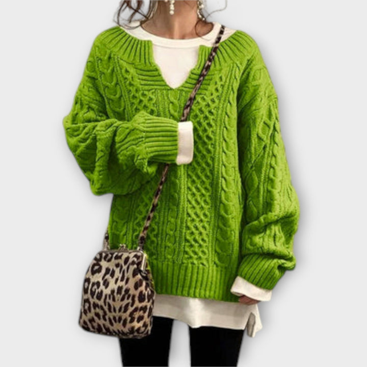 Lily - Oversized Knitted Sweater with Cable Knit Design