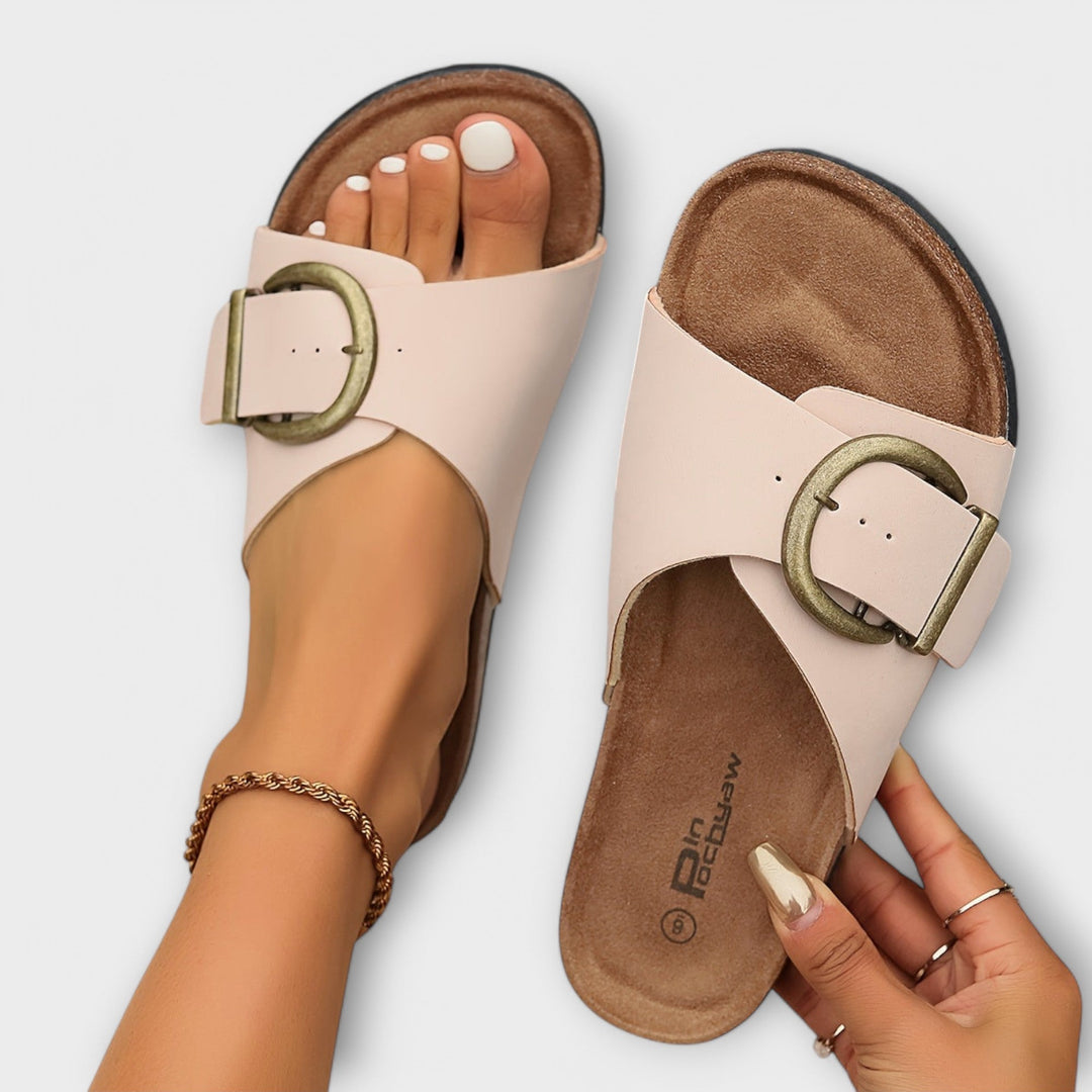 Comfortable Flip-Flops with Strap