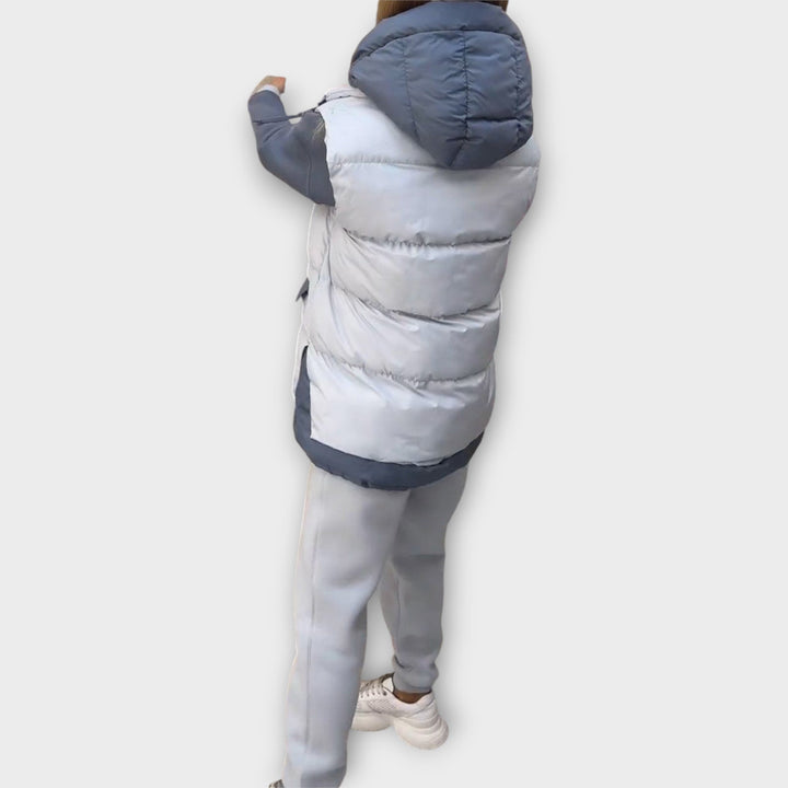 Cozy 3-Piece Winter Set – Turtleneck, Vest & Pants