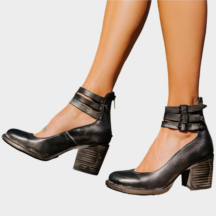 Leather Shoes with Thick Heels and Straps