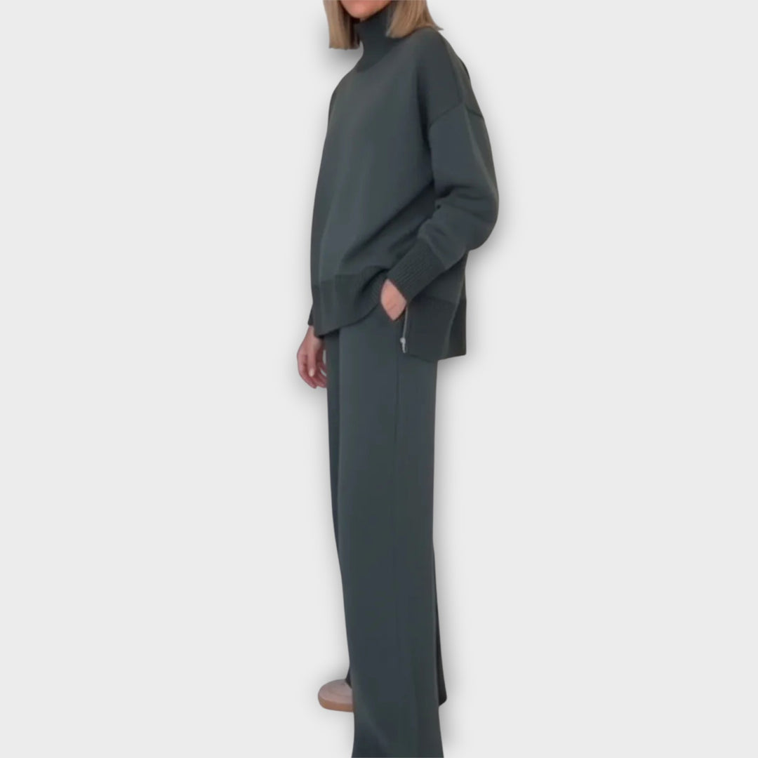 Cozy Luxe Knit Set – Oversized Turtleneck & Wide-Leg Pants