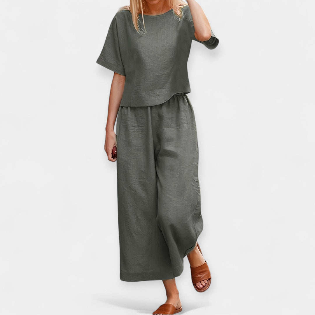 Airy Pants Set with Short-Sleeve Top
